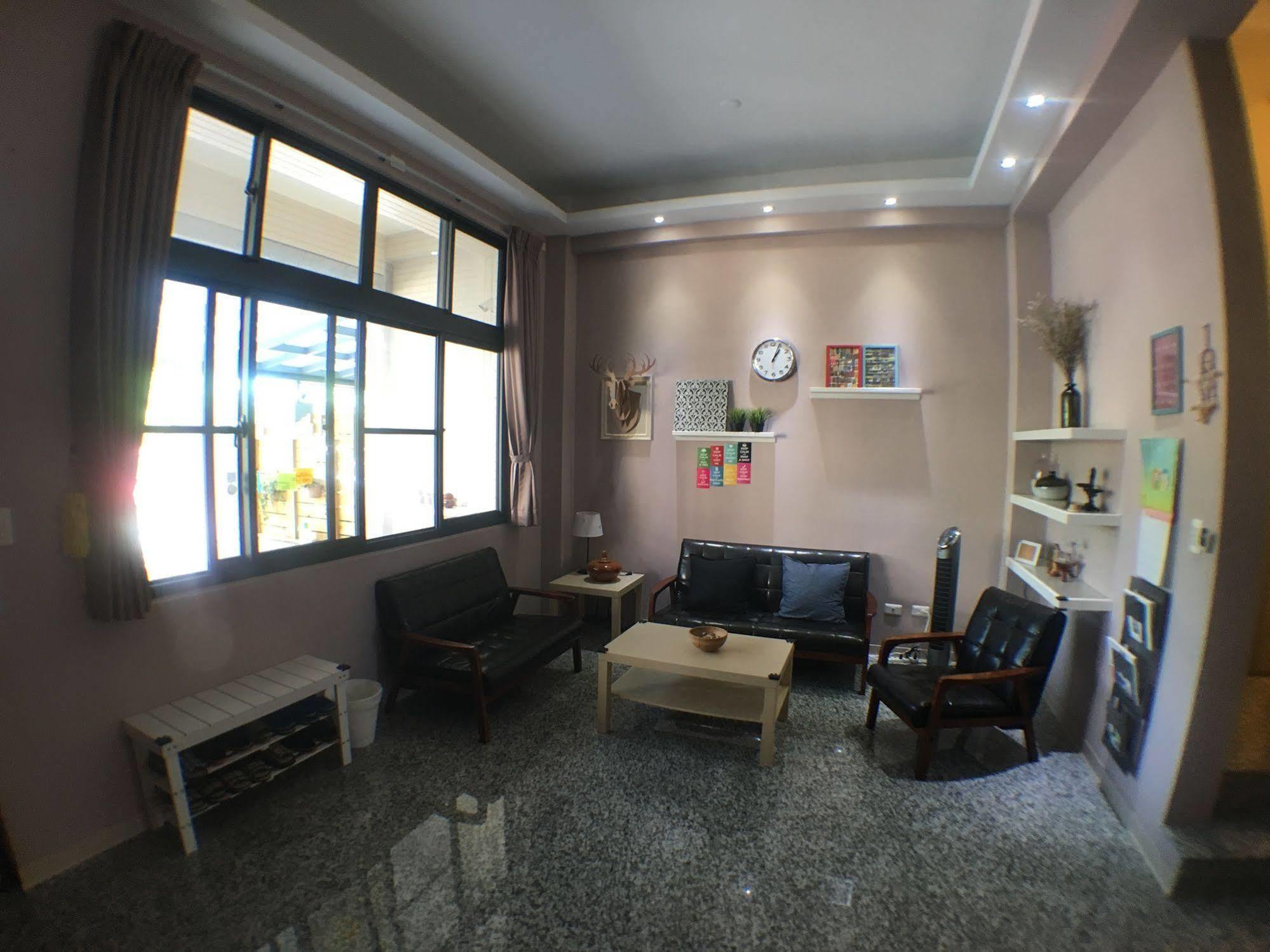 Big Nose Inn Hengchun Exterior photo