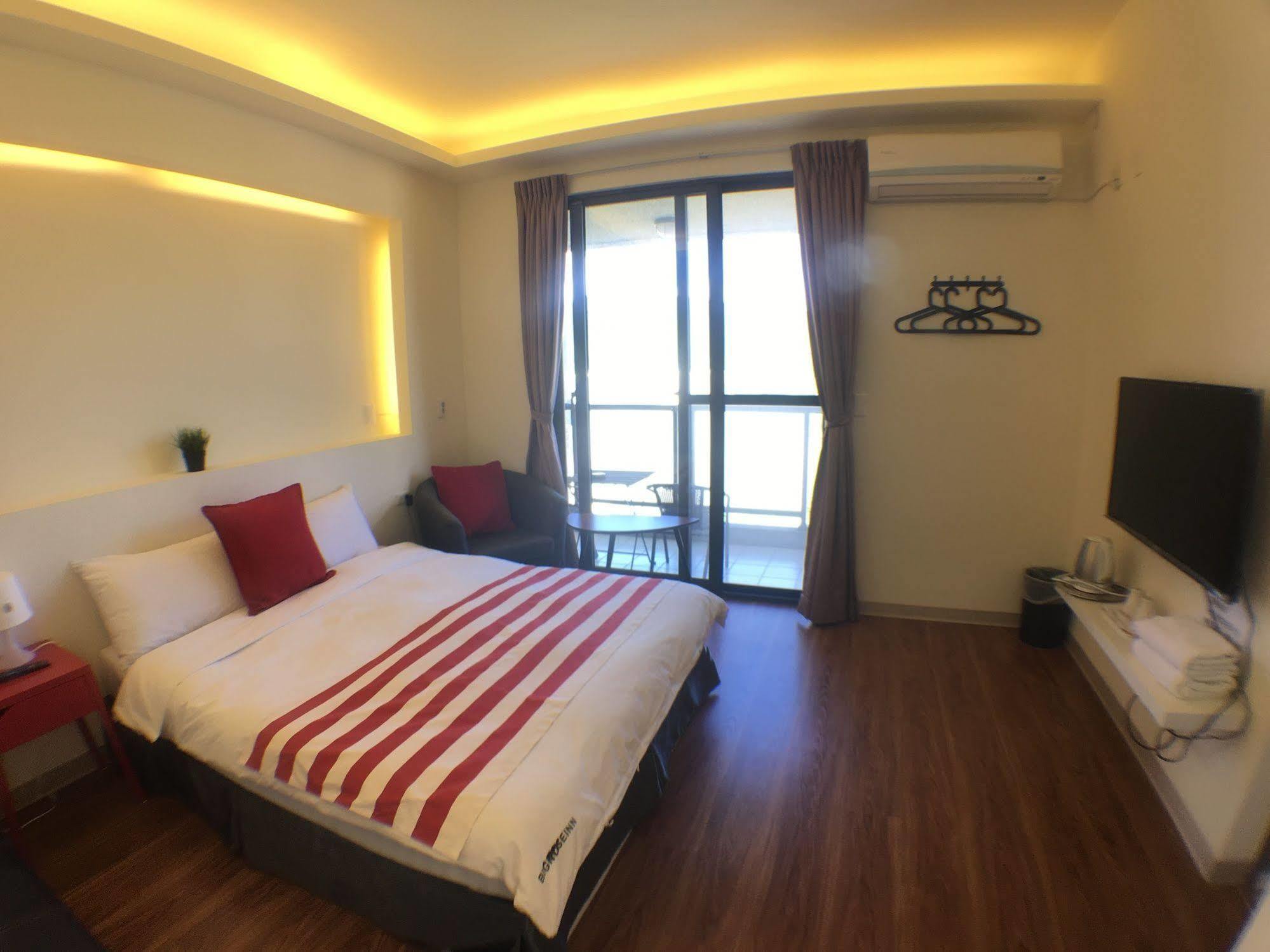 Big Nose Inn Hengchun Exterior photo