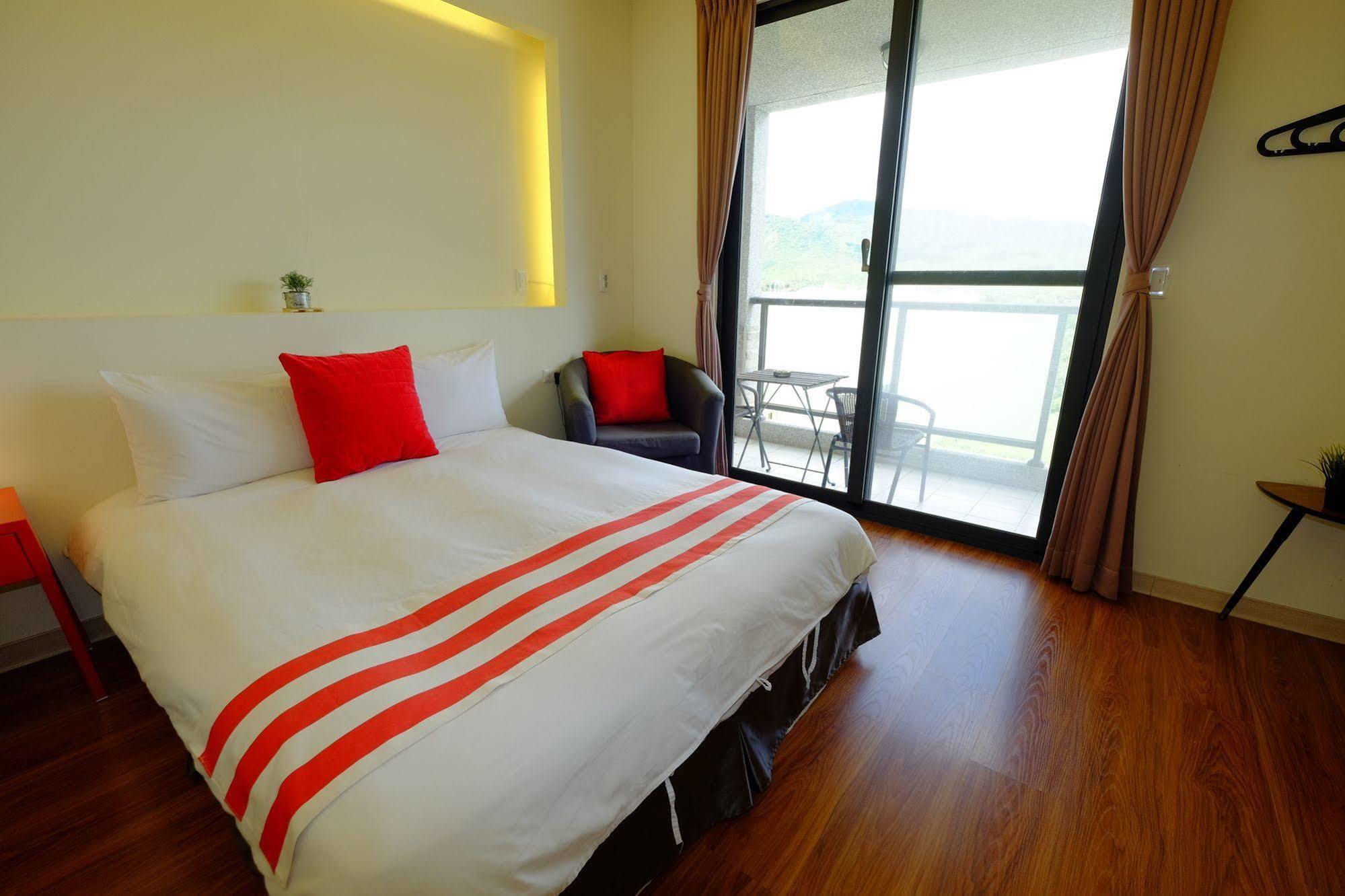 Big Nose Inn Hengchun Exterior photo