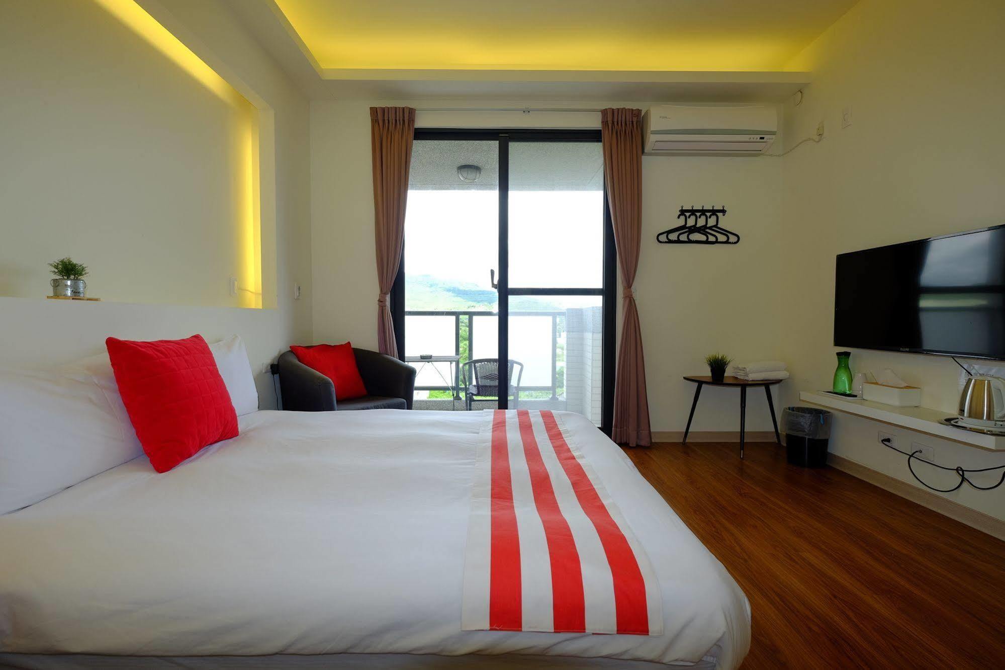 Big Nose Inn Hengchun Exterior photo