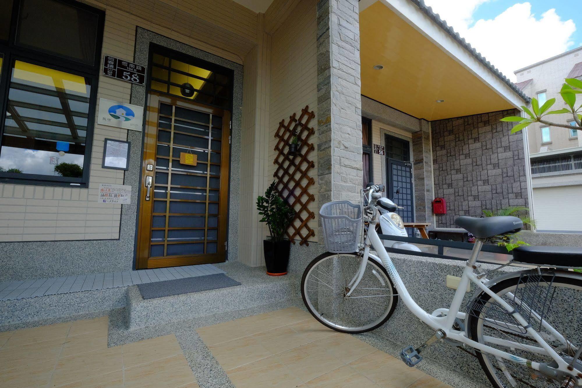 Big Nose Inn Hengchun Exterior photo